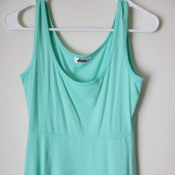 Herou Flowy Summer Dress - Picture 2 of 5